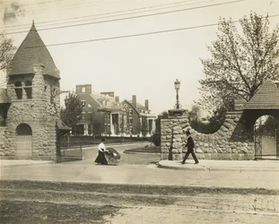 West Entrance to Portland Place Looking East from Union Boulevard